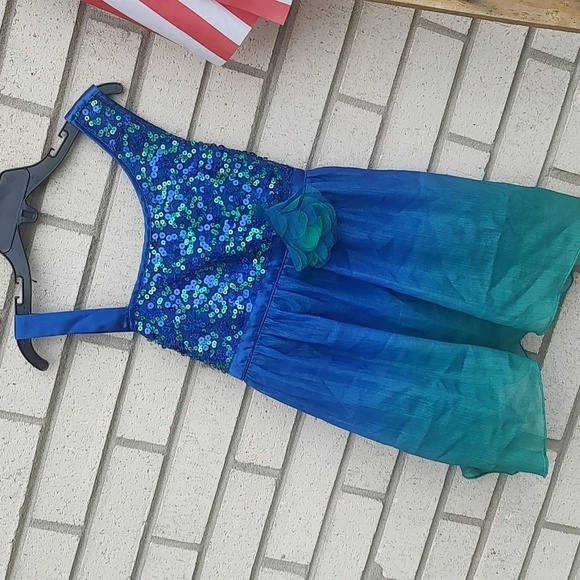 Blue/GreenTop - Picture 5 of 10